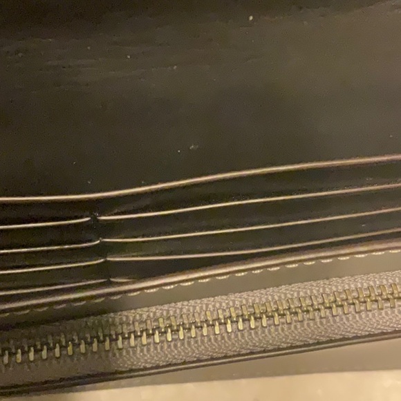 Coach crossbody with tea rose tooling, new never carried - Picture 12 of 14